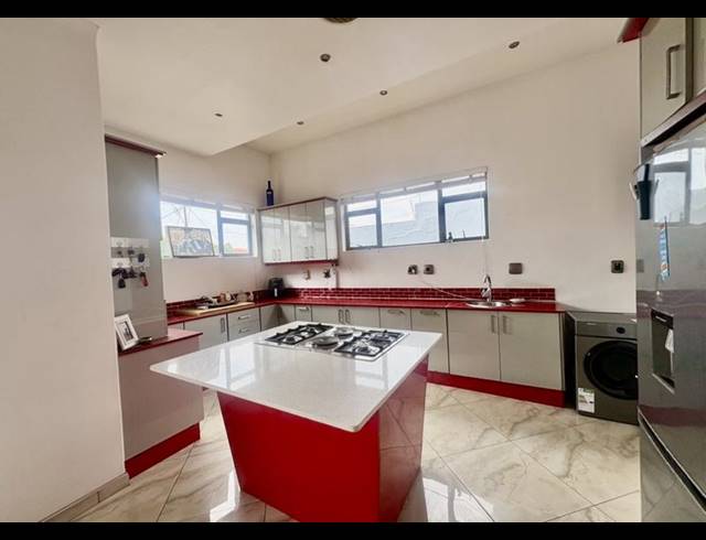 4 BEDROOM PROPERTY TO RENT IN ORANGE GROVE